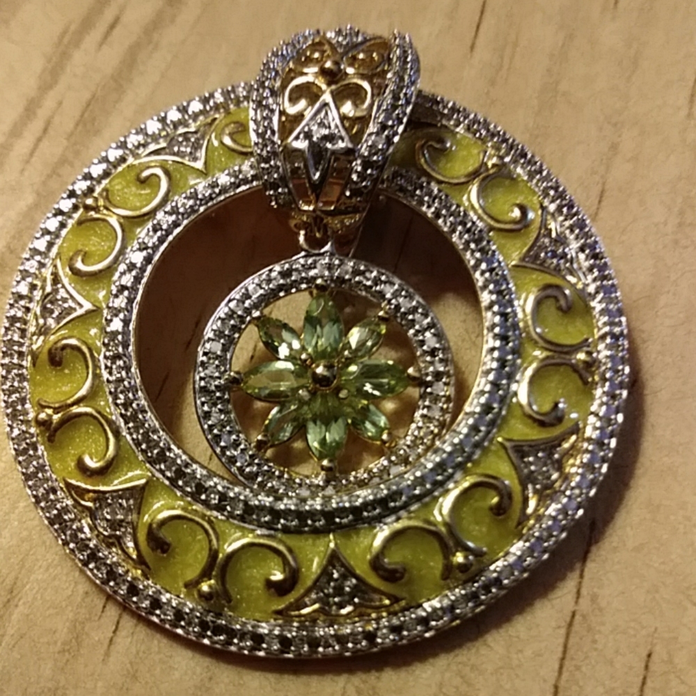 Peridot Enameled pendant